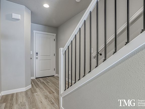 3rd image of 3711 NE 49th St #4803