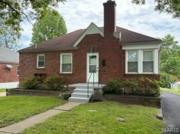 2146 Fairhaven Dr, Saint Louis, MO 63136