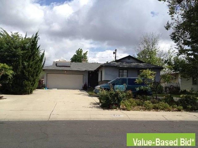 1st image of 547 E Bonnie Brae Ct