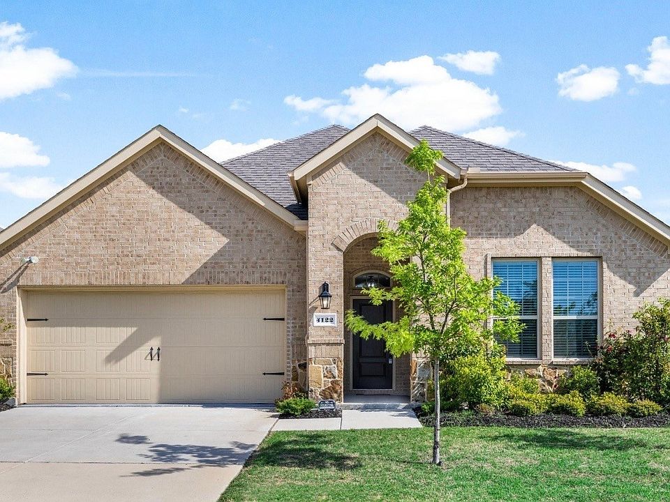 1st image of 4122 Ellinger Dr