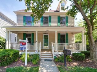 224 Watkins Pond Blvd, Rockville, MD 20850