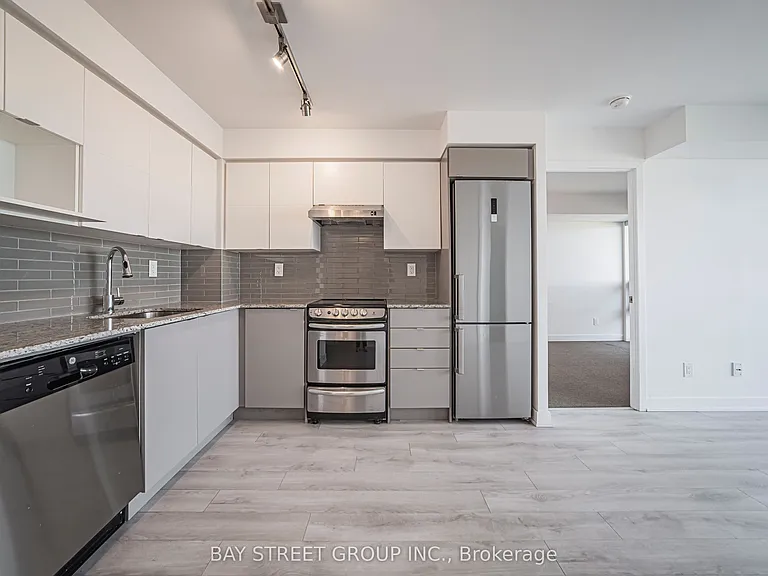160 Flemington Rd #1020 — Photo 22