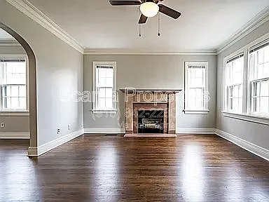 610 N Ash Ave — Photo 4