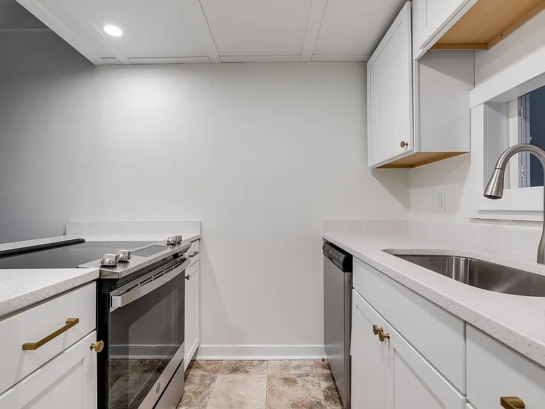 5900 Patterson Ave #1 — Photo 9