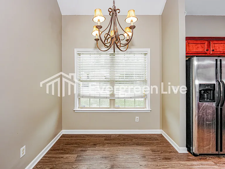 101 Merimeadows Dr — Photo 5
