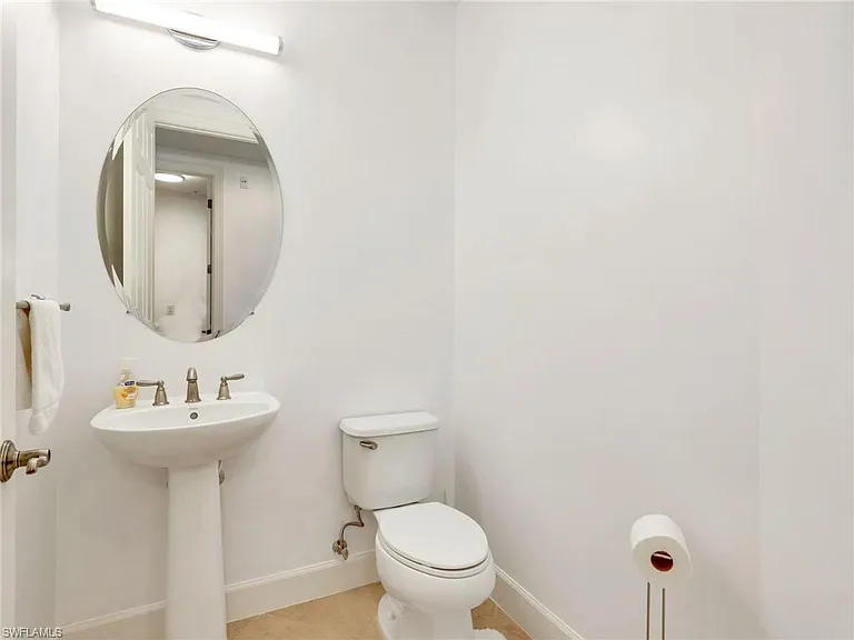 8060 Players Cove Dr #101 — Photo 33