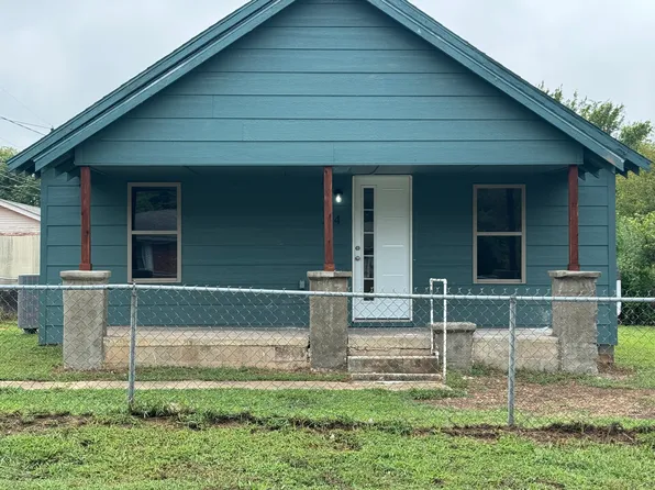 214 N 12th St, Tecumseh, OK 74873