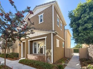 210 W Tribella Ct, Santa Ana, CA 92703