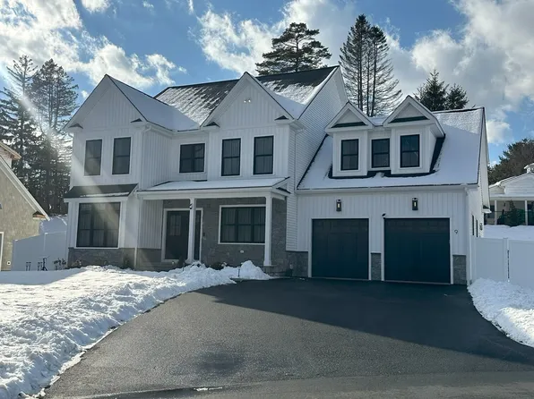 9 Old Farm Drive, West Hartford, CT 06107