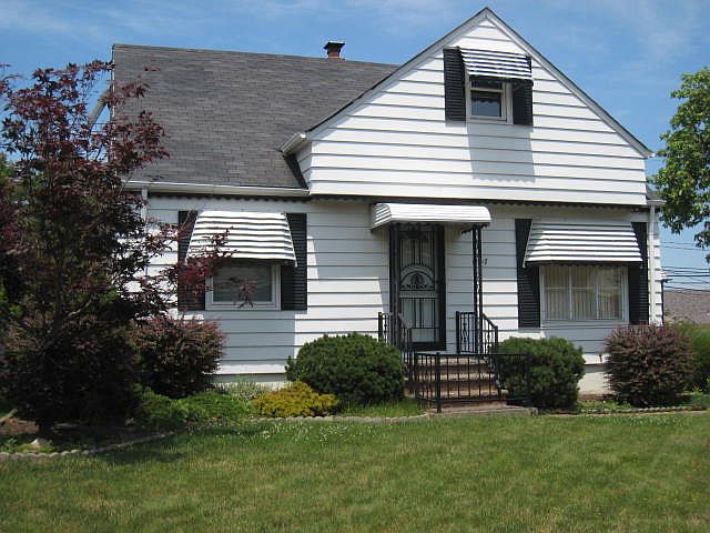 1st image of 12917 York Blvd