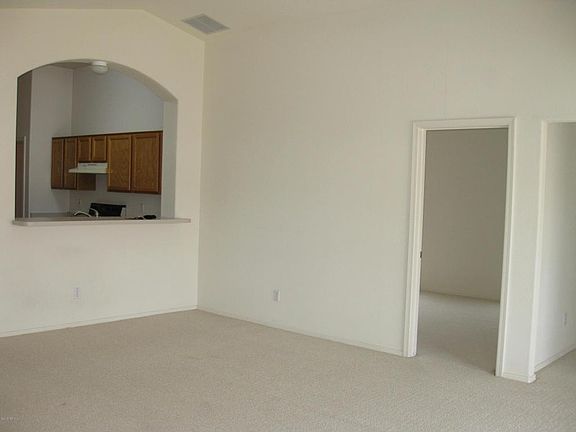 3rd image of 8075 E Sundew Dr