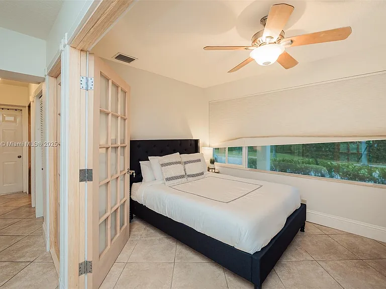 302 Balboa St — Photo 46
