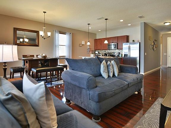 4th image of 4611 Harvest Row Ln