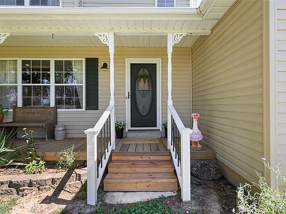 4th image of 3201 Evergreen Ct