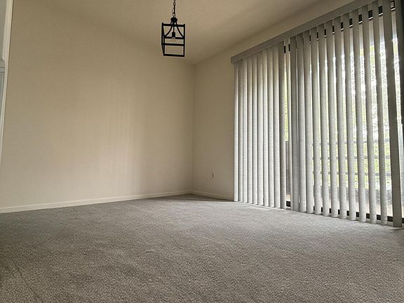 5th image of 205 E Jolly Rd #12