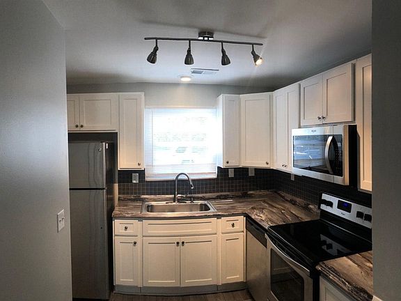 3rd image of 115 Greenland Ct Building A