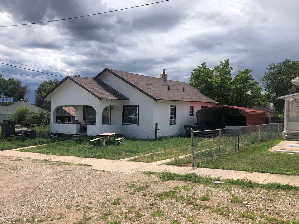 2nd image of 215 N Albert Ave