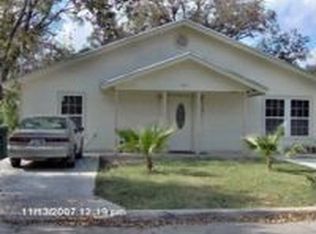 1612 N Bowie St, Seguin, TX 78155