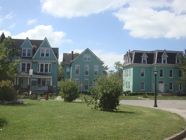 120 Cottage St #3 — Photo 5