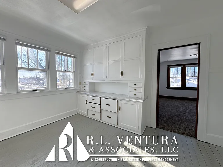2523 Drexel Ave #2 — Photo 9