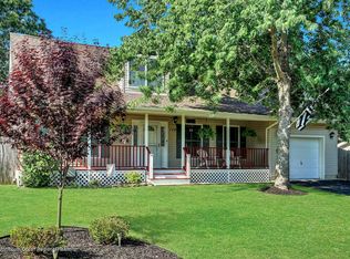 124 Mooring Rd, Manahawkin, NJ 08050