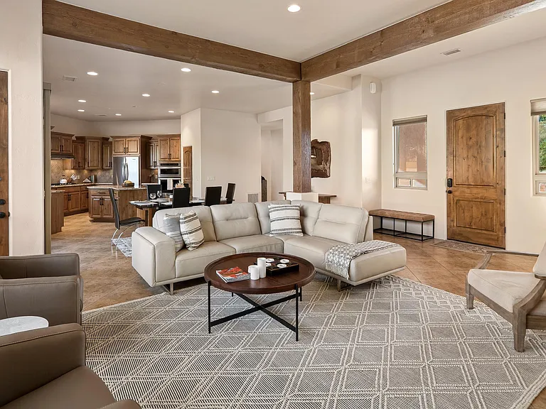 2370 Lariat Rd — Photo 23