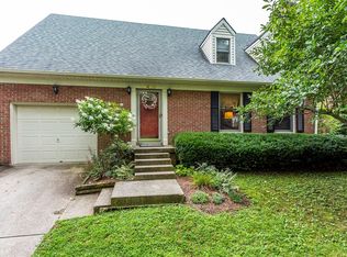 3420 E Edgebrook Dr, Lexington, KY 40515