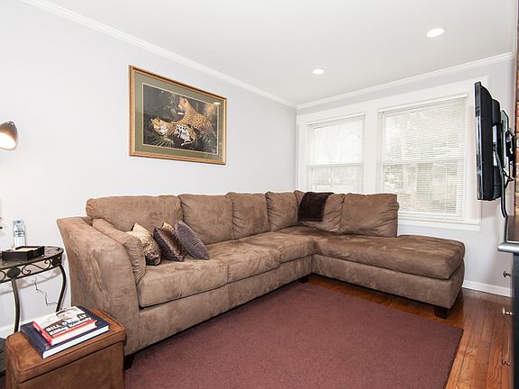 4th image of 87 Cumberland Ave