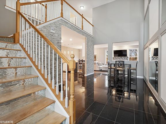 3rd image of 1212 Betsy Ross Pl