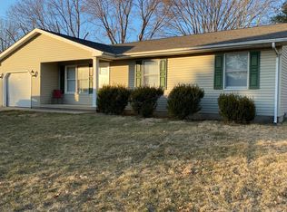 451 W Tecumseh Dr, Ellettsville, IN 47429