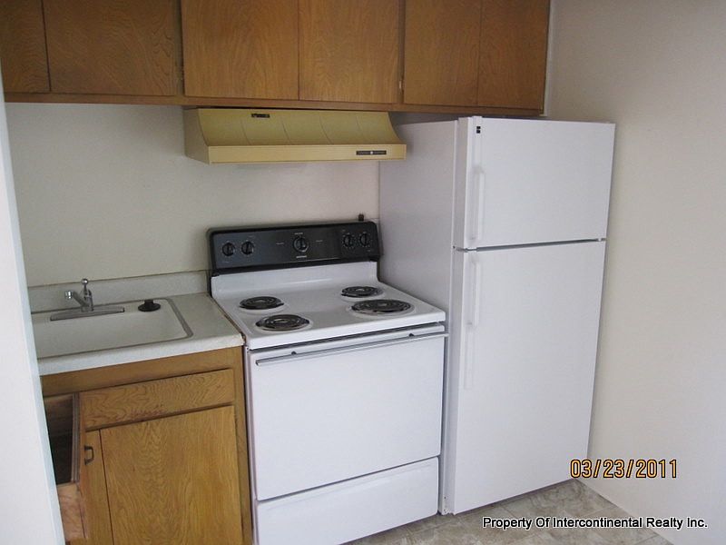 2nd image of 603 Kirk Ave APT A
