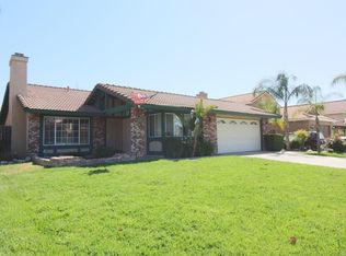 19433 Fredonia Ct, Riverside, CA 92508
