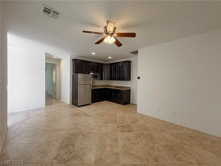 7296 Spring Flower Ave #B — Photo 2