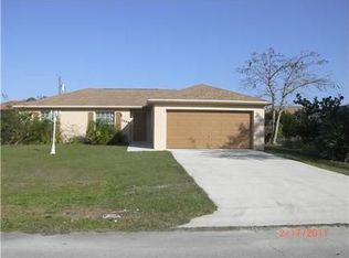 2449 SW Warwick St, Port Saint Lucie, FL 34984