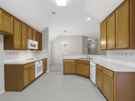 2nd image of 8301 Green Ash Dr