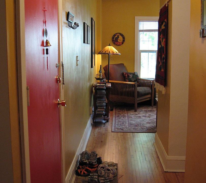 2nd image of 612 Lincoln Ave APT 102