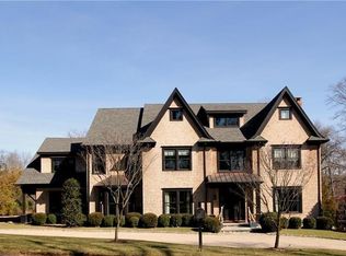 16 Burr Farms Rd, Westport, CT 06880