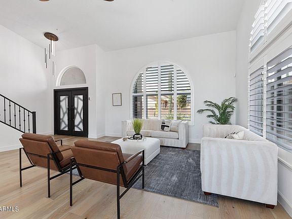 3rd image of 12111 N 127th Way