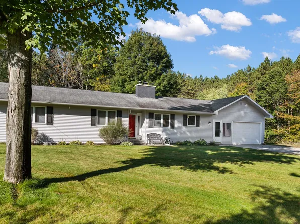 1876 Redpine Dr, Gaylord, MI 49735
