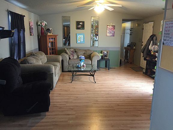 Entry way