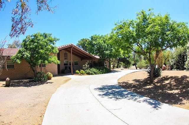 1st image of 1710 Loma Linda Dr