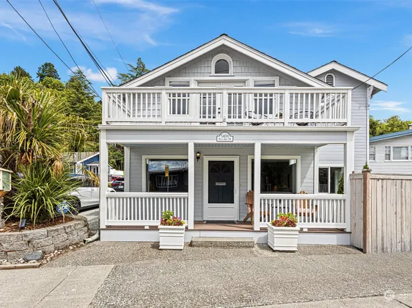 5400 Beach Drive SW, Seattle, WA 98136