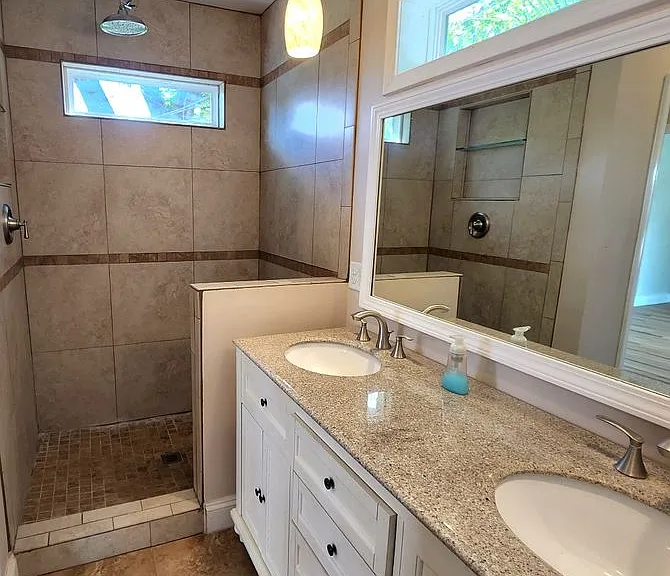 206 Berry Rd — Photo 13