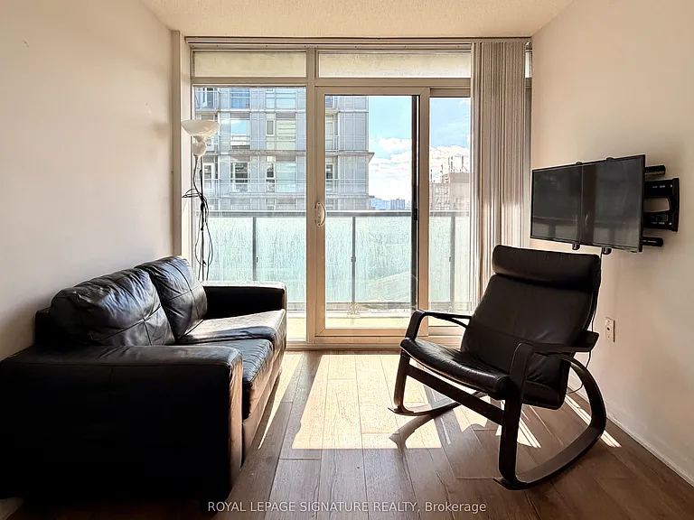 36 Lisgar St #2018 — Photo 7
