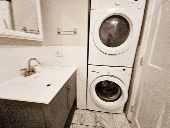5th image of 37 Sheafe St APT 8