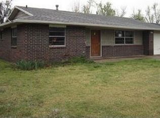 1704 Stone St, Springdale, AR 72762