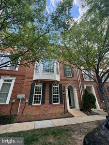 42470 Legacy Park Dr, Ashburn, VA, 20148