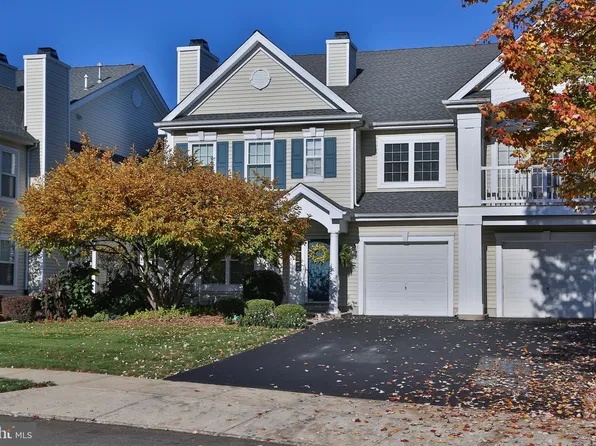 206 Middlebury Dr, Warwick, PA 18974