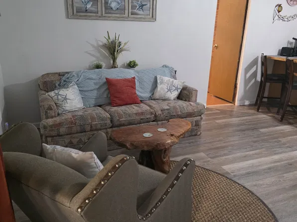 11 Sycamore St, Flagler Beach, FL 32136