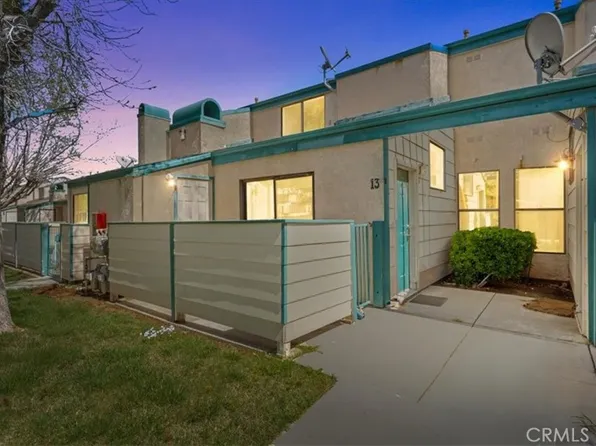 44460 15th St E APT 13, Lancaster, CA 93535